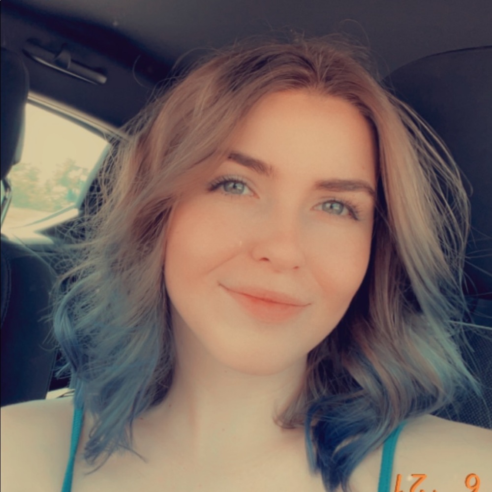 Meet your Posher, Kylee
